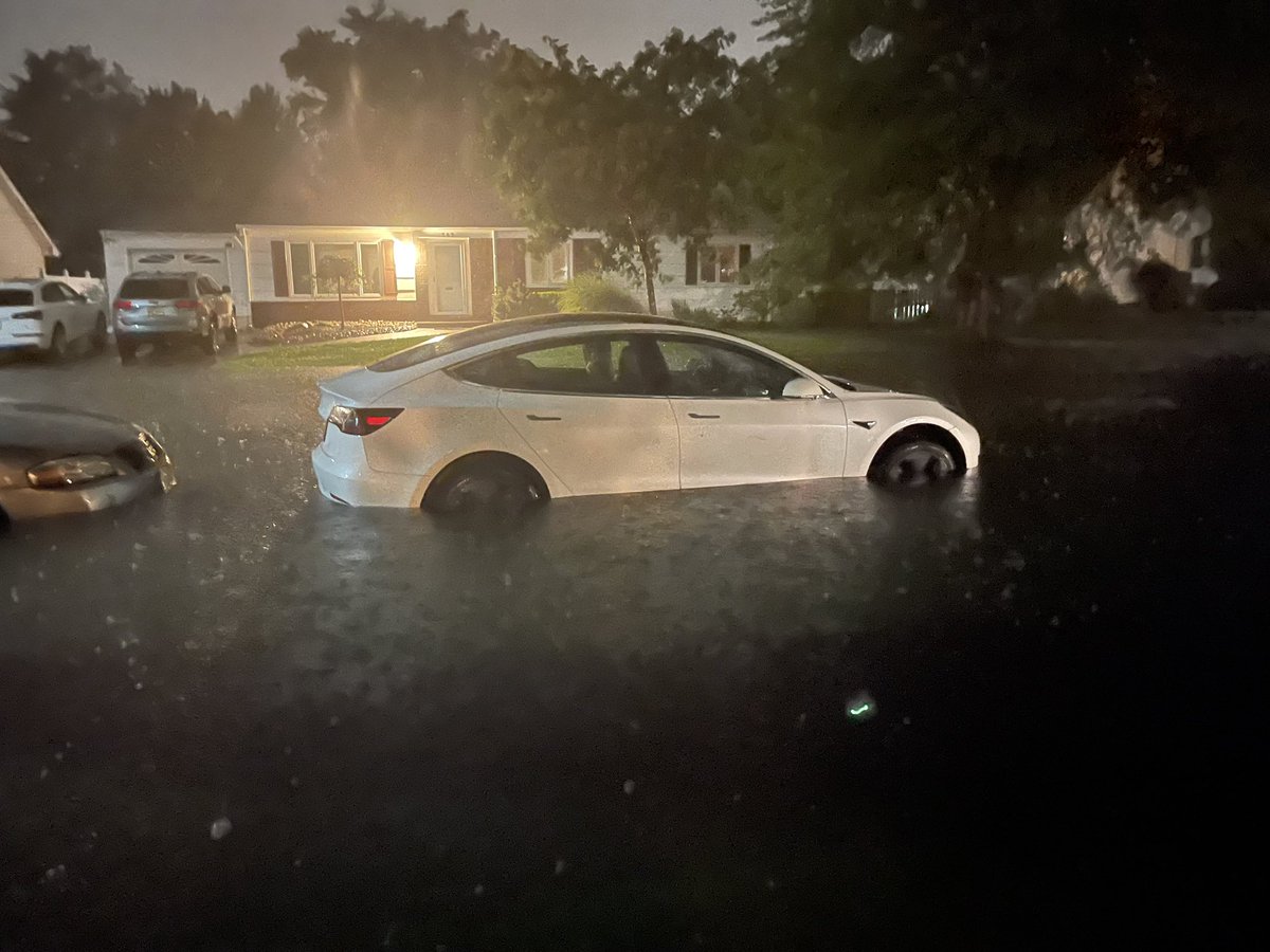 haildiam0nd's tweet photo. @elonmusk @Tesla got hit with some serious flash floods last night and after only owning my M3 for 2 months … it is completely totaled. I’m sick. Where is the Tesla boat feature? https://t.co/zLgAcIzVdU