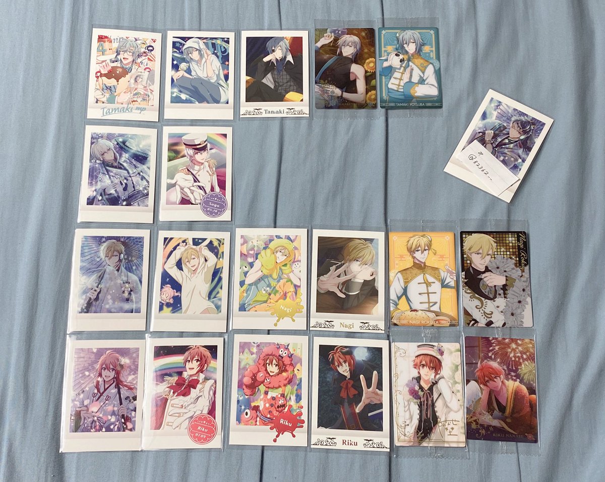 82362__'s tweet photo. 【交換】アイナナ ぱしゃこれ ウエハース

譲)一織 大和 三月 環 壮五 ナギ 陸 楽 天 龍之介 トウマ 巳�� 虎於

求)百(リプ欄2枚目優先)

箔押しは箔押し同士の交換でお願い致します。

画像のものが優先ですが他の絵柄のものも数枚回収致しますが検討するものがございます。 https://t.co/IZJ2zV6Aao
