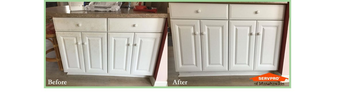 ServproManahawk's tweet photo. Can you wear white after Labor Day? This cabinet will. After shedding its green sheen, this kitchen will be sporting a clean, crisp white finish for years to come thanks to our wonderful technicians and the state-of-the-art cleaning processes we use.  #restorevsreplace https://t.co/HYKK3UB4BQ