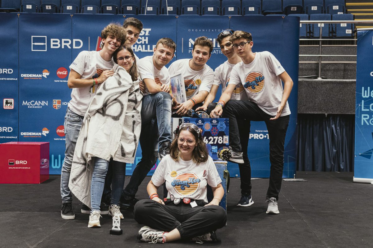 FTC_14278's tweet photo. After a long season, we participated in the FTC National Championship in Bucharest, and managed to win the first place of Collins Aerospace Innovate Award🥳 

We have to thank NatiePrinEducatie, First and all volunteers for this unforgettable experience🤗

#roboticauneşteromania https://t.co/WSdz4qgvrD