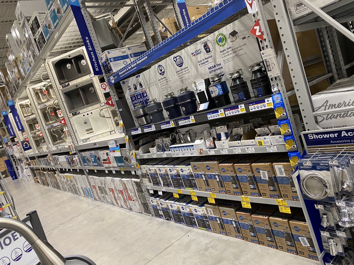 Making magic happen #2228 #waynesborolowes #settingservocingstandards #plumbing #crispclean #packedout