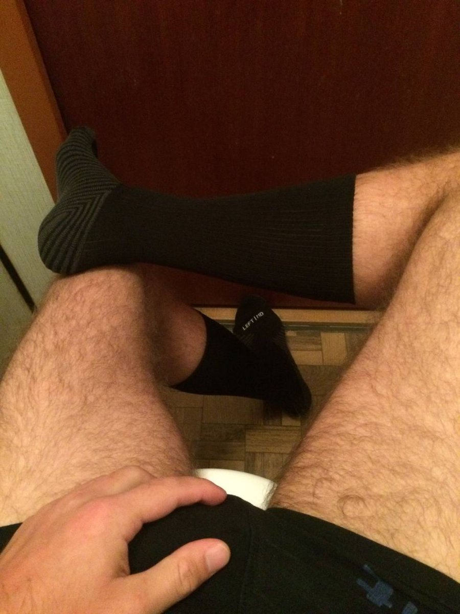 SocksUltimate's tweet photo. Cumshot can be found on my onlyfans. Link in bio #gayfeet #footfetish #footgay #feet #feetmaster #feetpictures #gaysockfetish #gayuk #gayberlin #gayfetish #gaybears #gayfollow #gayfollowers https://t.co/B9Ucq80aVb