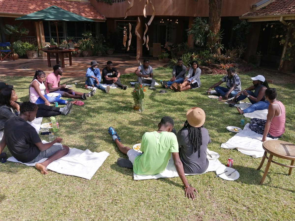 CulxureMag's tweet photo. #V2R21 : The 10 Finilists going through a session financial literacy.
@Voice2RepZW
@accountlabzw
#Voice2RepZw
#ChasingFreedom
#CulxureZw https://t.co/ZgIvTbiFLu