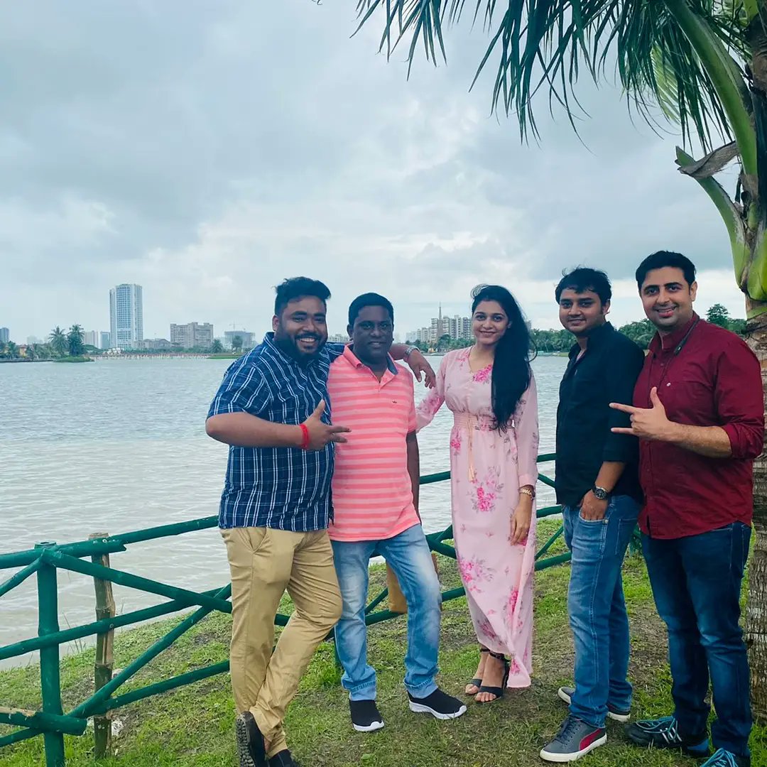 lng_consultancy's tweet photo. Day out with our #Kolkatateam at the Eco Park Near DLF2 was so much fun 😇
.
Smiles in the pictures says it all 😁
.
.
#meetup #gettogether #teamlng
#teamouting #kolkata #lngkolkata #sofwarecompany #softwaredevelopers #sitecore #sitecoredeveloper #dotnetdevelopers https://t.co/iFi2BGobZQ