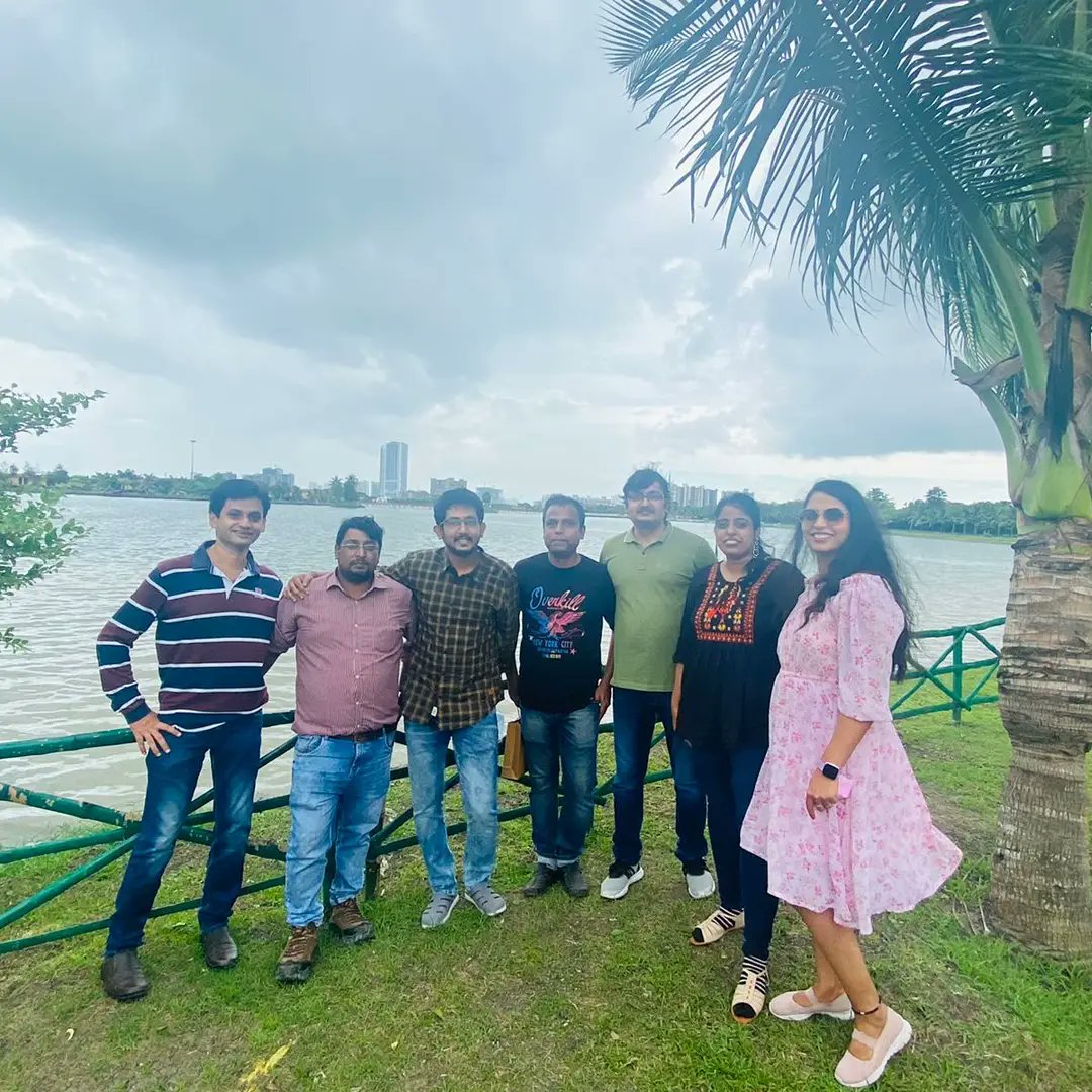 lng_consultancy's tweet photo. Day out with our #Kolkatateam at the Eco Park Near DLF2 was so much fun 😇
.
Smiles in the pictures says it all 😁
.
.
#meetup #gettogether #teamlng
#teamouting #kolkata #lngkolkata #sofwarecompany #softwaredevelopers #sitecore #sitecoredeveloper #dotnetdevelopers https://t.co/iFi2BGobZQ
