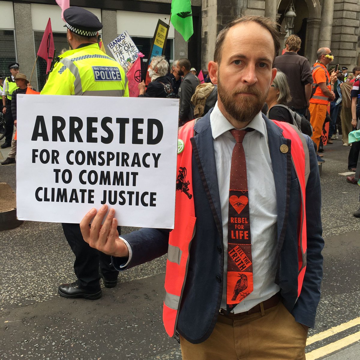 The <a href="/metpoliceuk/">Metropolitan Police</a> have tried to impose conditions to stop peaceful protesters assembling. We must defend the #RightToProtest. Today we have come together in defiance of these bail conditions, to say it's not illegal to stand together for #ClimateJustice. Join us.