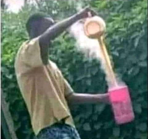 QweenMoraa_'s tweet photo. How Matiangi was preparing tea for us while Ruto was busy yapping about his security. #HustlerBandia https://t.co/E7rB069I7O