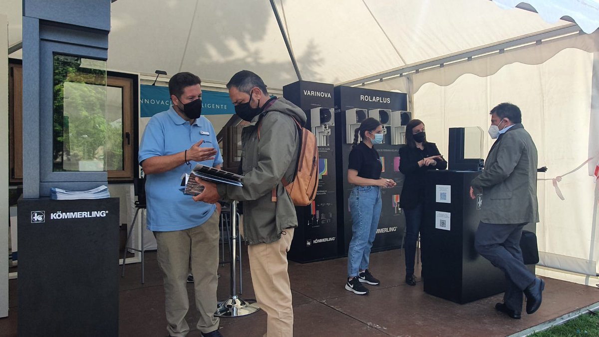 KOMMERLING_ESP's tweet photo. #Edifica2021 – Os recordamos que estamos en el stand 5 con algunas de nuestras últimas novedades 🪟, soluciones pensadas para proyectos de alta eficiencia energética. ⚡️ #Passivhaus https://t.co/6jgg6xUZAN