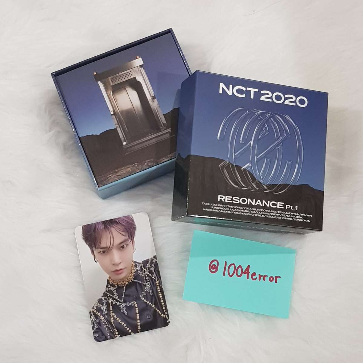 1004error's tweet photo. WTS PH ONLY

RESONANCE PT. 1 - PAST VERSION KIHNO

- Kit ✅
- Booklet ✅
- PC ✅

1,300 php

Mod: GCash

DM if interested 😊

Tags NCT Kihno Past Doyoung PH Only https://t.co/GR27v8dacg