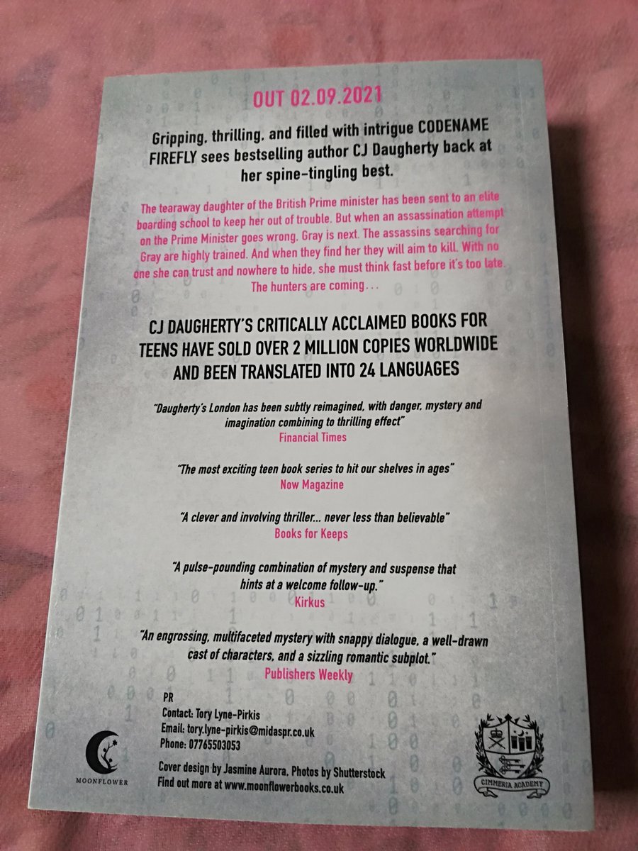 Jolliffe03's tweet photo. [AD- Book Review]
5*#Review #CodenameFirefly @CJ_Daugherty 
@moonflowerbooks https://t.co/OqqDgSJjpq An excellent sequel to the impactful and intriguing #Number10 @midaspr @agentmilburn
 #BlogTour #BookReview #YAThriller #Conspiracy #ComingofAge #Spy #Political #thursdayvibes https://t.co/UTRmAyUwnV