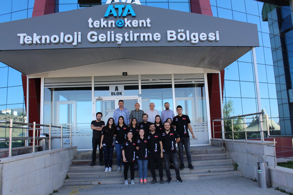 AtaTeknokent's tweet photo. 12 Eylül'e kadar Tuz Gölü'nün Aksaray bölgesinde devam edecek TEKNOFEST 2021 Roket Yarışları heyecanı başladı.  Orta irtifada yarışacak @Tturksrocket Takımımıza başarılar dileriz. @T3Vakfi  @atauni1957 @AtaTeknokent @atatto25 @celikayh https://t.co/aLx7PwXFLV
