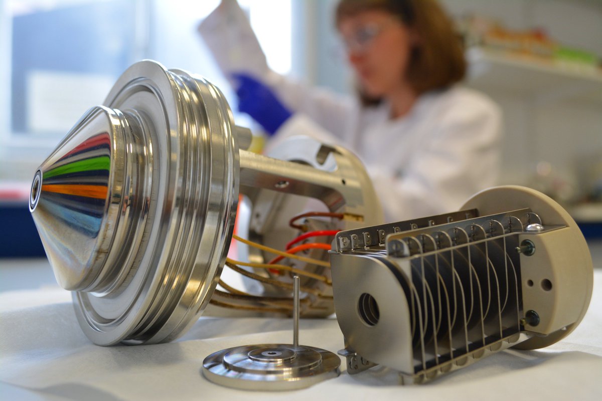 NTDCtweets's tweet photo. 🏆 In first place is... 

Adelina from @sheffielduni with her photo from inside the biOMICS Mass Spectrometry Facility! Her passion for equipment maintenance to ensure sustainability is inspiring and much needed for a greener future. 

Congratulations Adelina! 🎉 https://t.co/h9XFgEVaBS