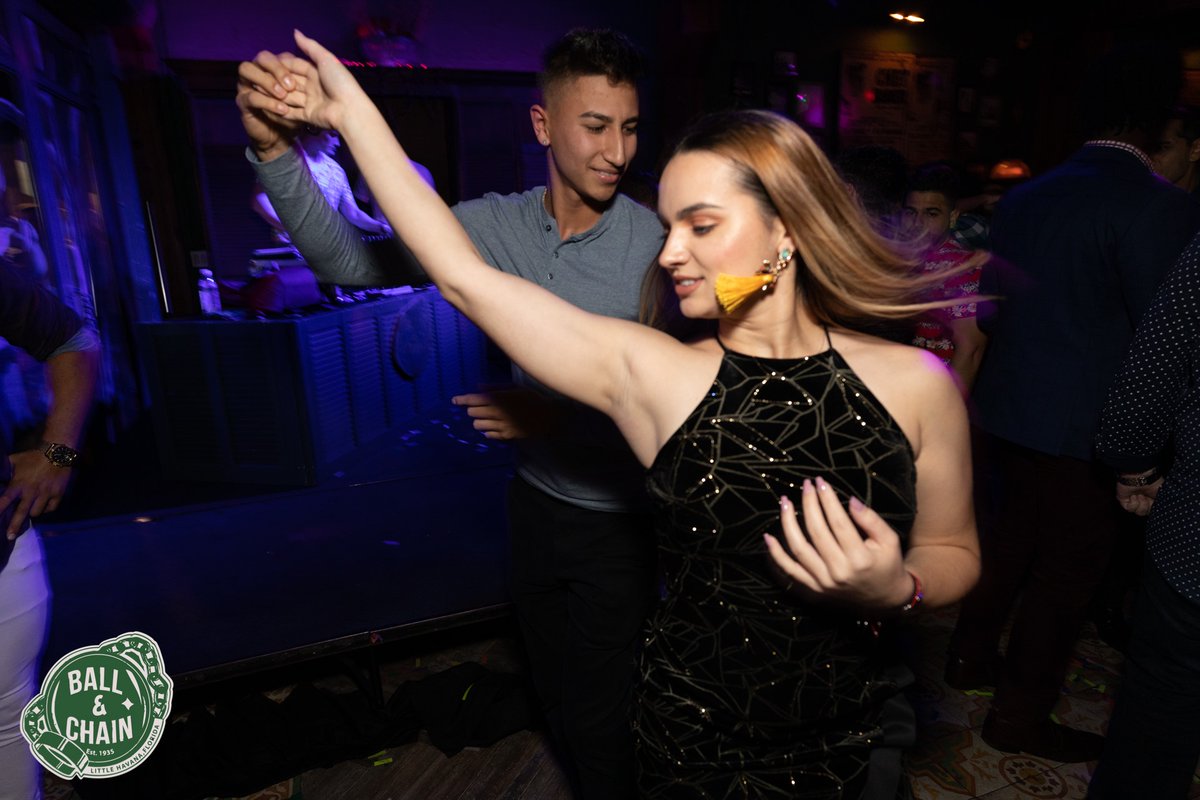 BallAndChainBar's tweet photo. #ThrowbackThursday - here's a Friday Night @MiamiBoheme party from November of 2019 with Zarabanda on the #PineappleStage and 100s of beautiful, smiling faces everywhere. #supportlocal https://t.co/kBdwIKRQzT 🍍💚 https://t.co/9TINr0JRsY