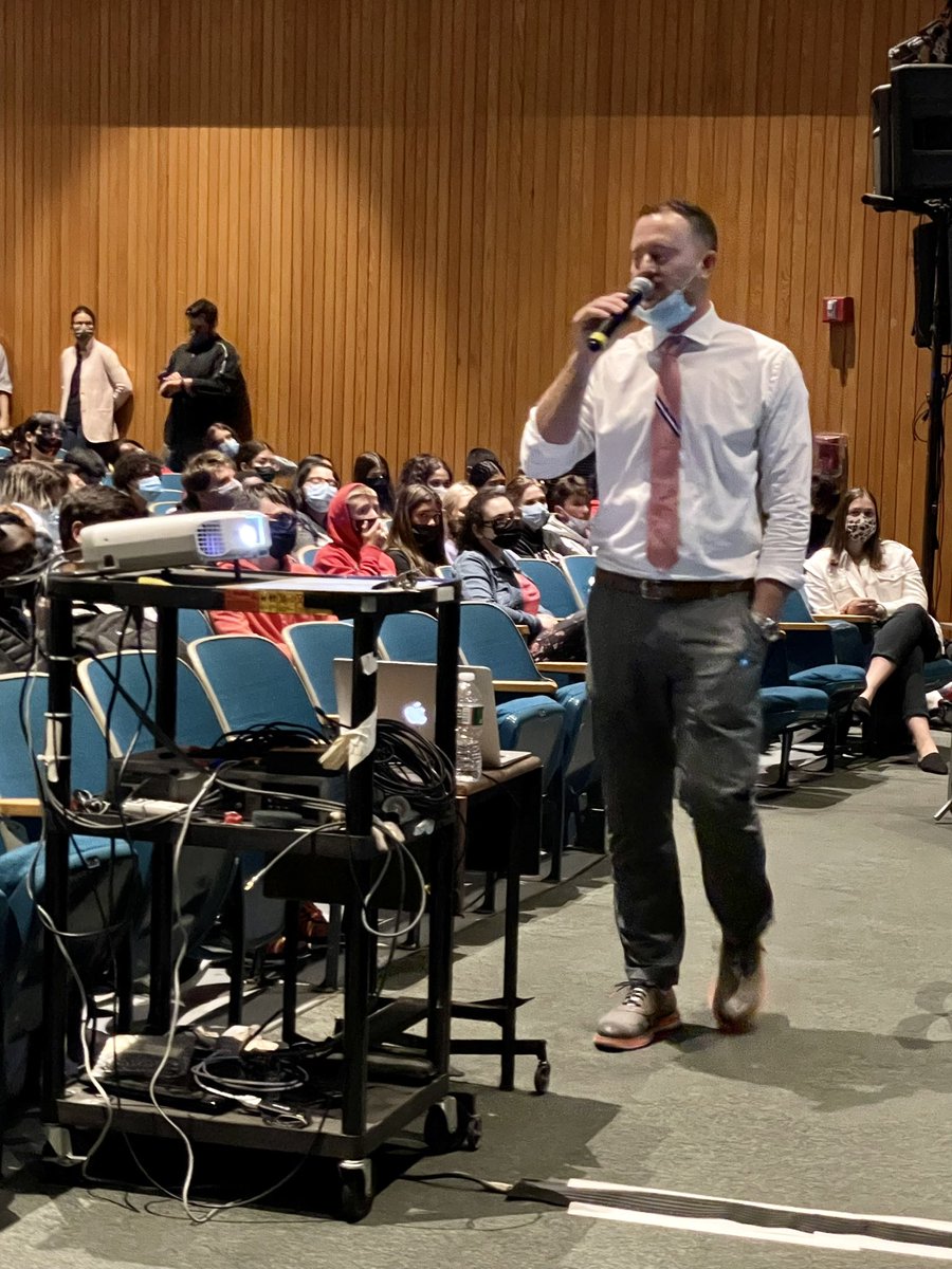 Ofc Kristin Tracey tweet media