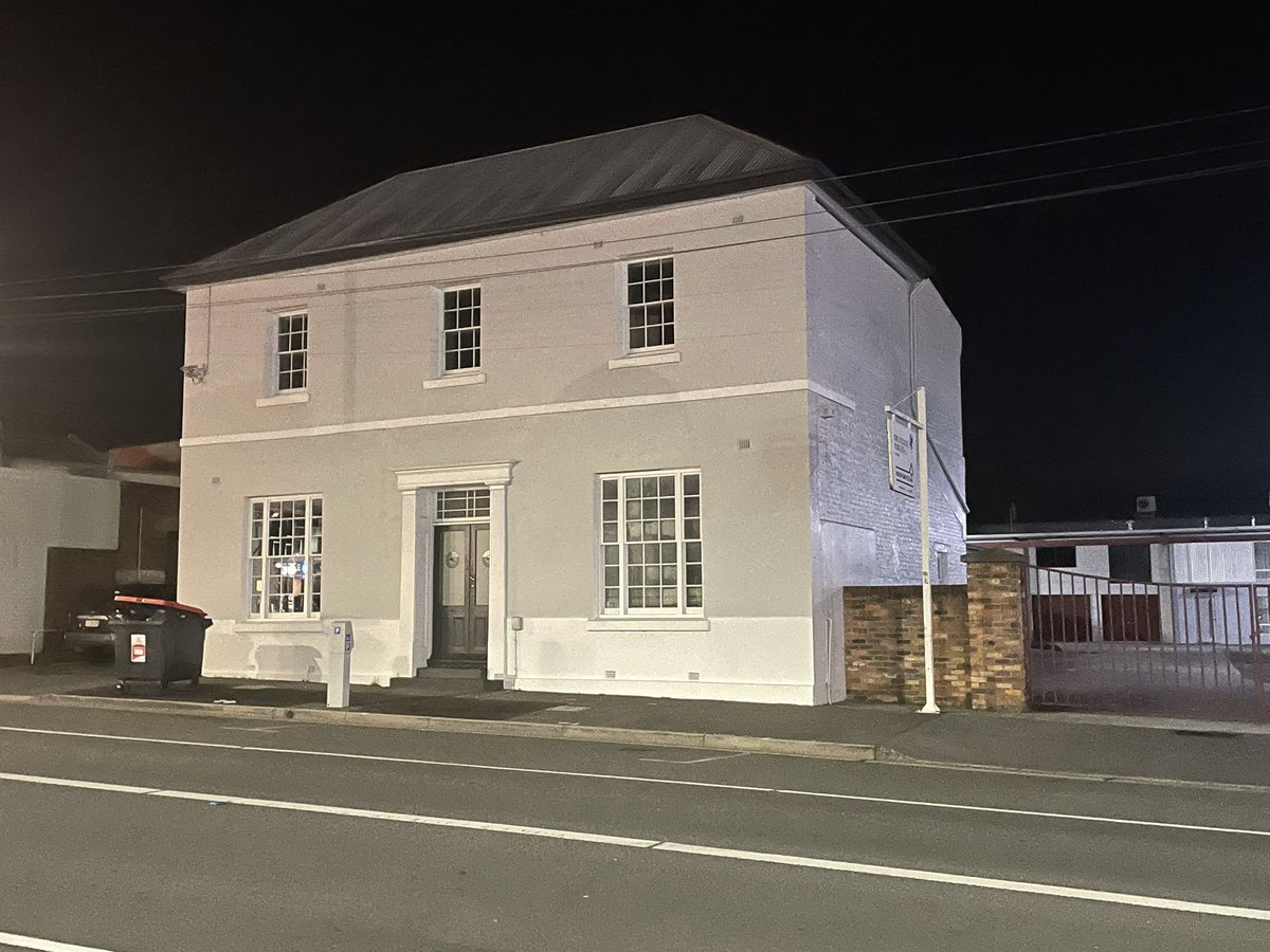 history_radical's tweet photo. Passed the old Launceston trade hall building tonight. #unionstas #ausunions https://t.co/q8UGFDy4N3
