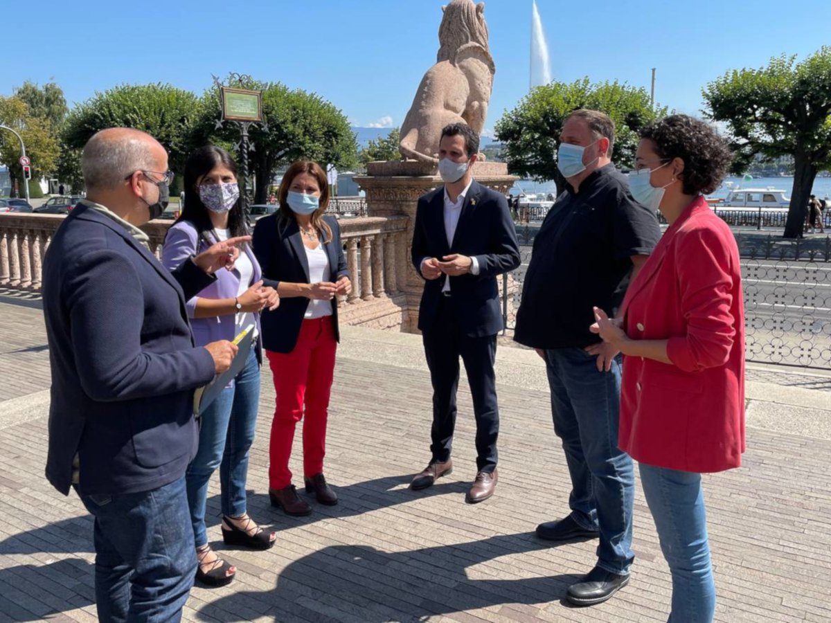 Esquerra_ERC's tweet photo. 📸Una delegació d'@Esquerra_ERC es reuneix a 📍Ginebra per encarar els reptes del nou curs polític ✊

Seguim treballant per fer un país més lliure, just, feminista ♀️, verd 🌱, i més 🗳️ democràtic https://t.co/U1Bt6yFFWk