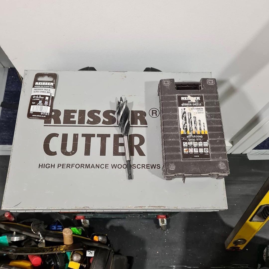 ReisserLtd's tweet photo. 🔁@sharkattack1979 🙌🏻👊 Team Reisser in action today, my first time using their tile bits and 48 holes later on one bit and I'm impressed still life left in it too👌👌 Quality as per usual💪 https://t.co/5ugQIjbO8g
#carpenter #chippylife #reissertools #reissernotjustscrews https://t.co/zUo4u6qfk9