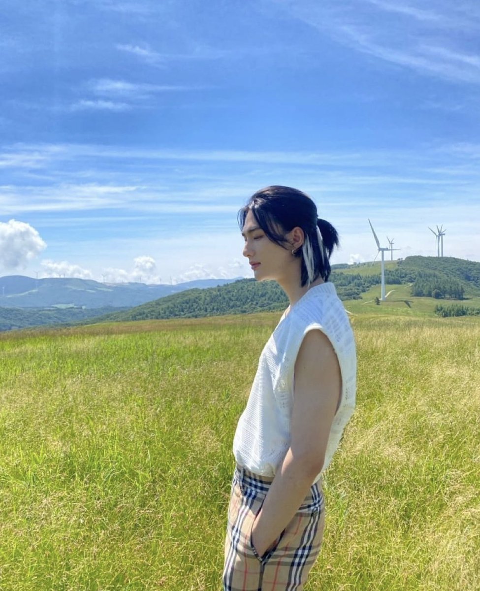 520ilyyy's tweet photo. ยอนจินนนนยน น่ารักมากกกㅠㅠㅠㅠㅠㅠㅠㅠㅠㅠ สดใสสวยมากกก วิวดีแบบก็ดีมากๆๆๆ🌱🌾🤍💙💚 https://t.co/gBwqhn2b5k