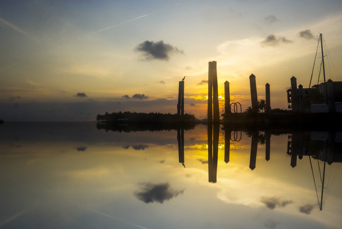 iancorban's tweet photo. Florida Keys sunset #photography #photooftheday #Florida #FolloMe #FolloForFolloBack https://t.co/NzfiLSObYy