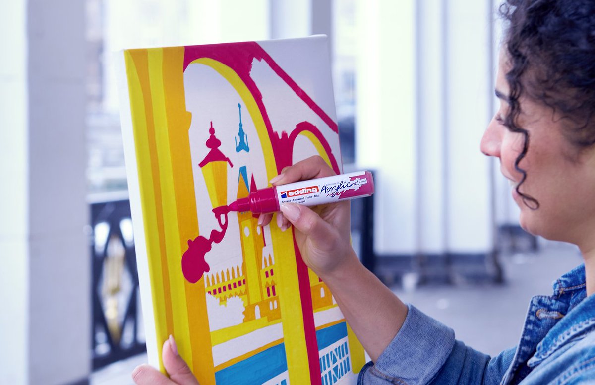 Artists&Illustrators tweet media