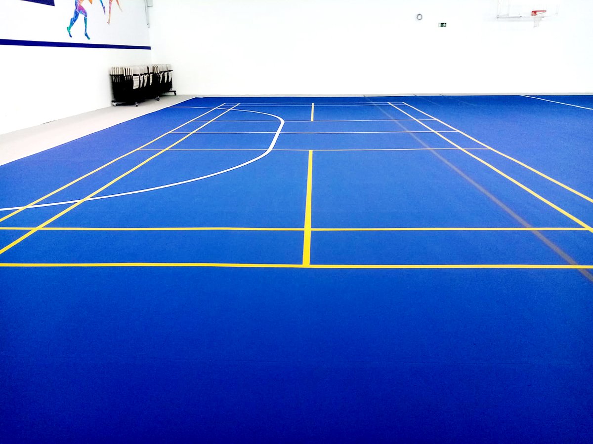 En #CanariasAventurero hemos finalizado la instalación de pavimento deportivo para el área deportiva del Colegio British School en La Orotava, con un acabado impecable. ¡Nos encanta el resultado! ✨

➡️ Visita nuestra web aventurerocanarias.com #School #Pavimento #Deporte
