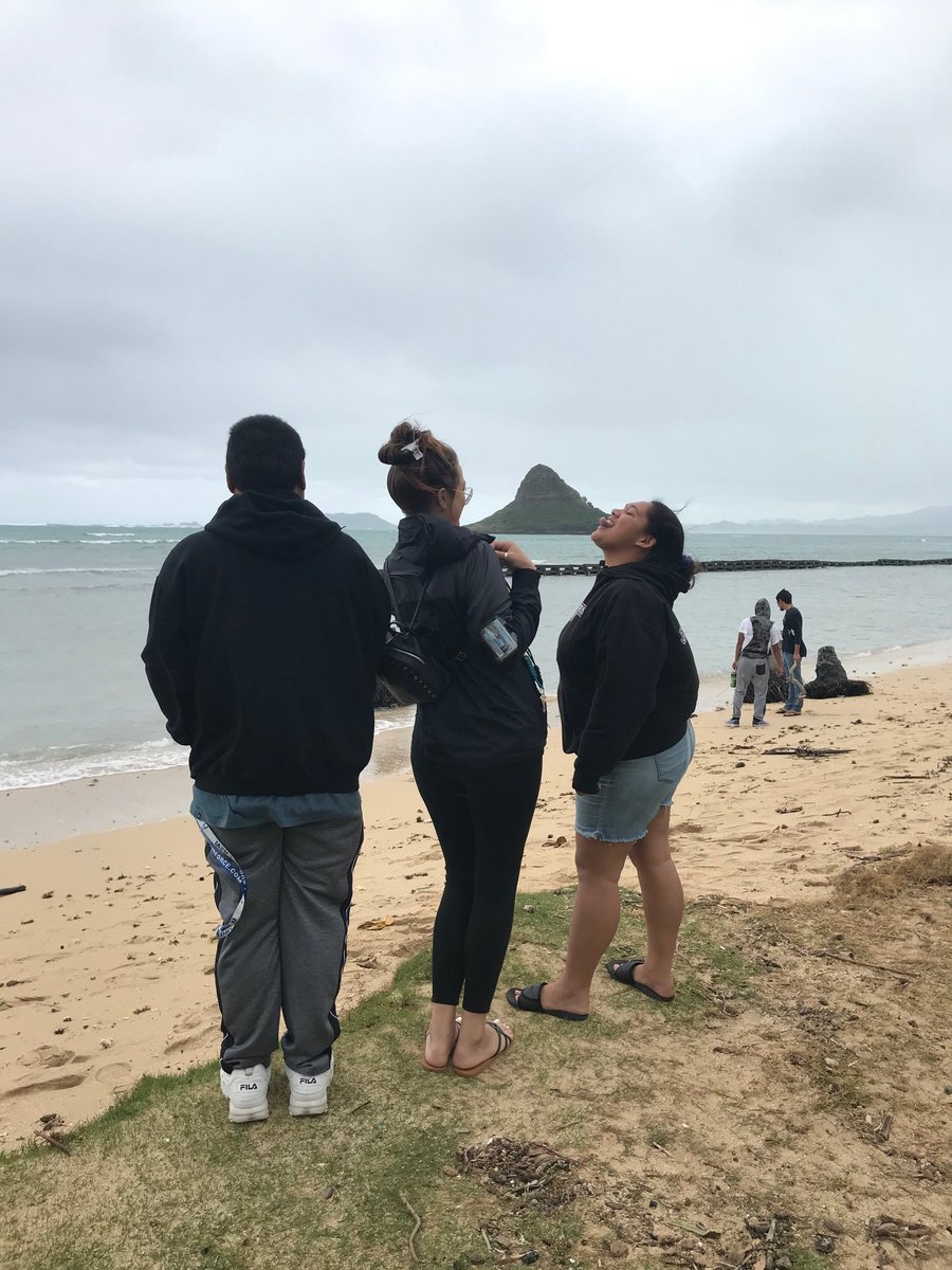 kamalaniokekai's tweet photo. time away from jc made me realize why i loved the ppl i met there. it’s bc they reminded me of the family and home i so craved and missed. they became my family w/o ever knowing it. so, shout-out to the ppl who made jc bearable for me. i love you all💚 #notevery1 https://t.co/T70EppnIhT