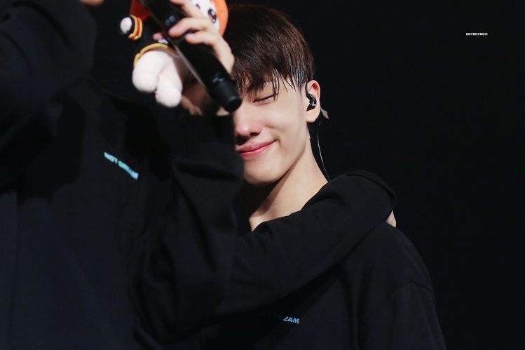 จีซองร้องไห้เป็นอะไรที่ใจเหลวมาก ㅠㅠ