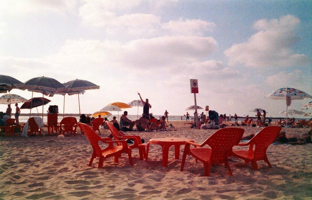 xelaing's tweet photo. el spot

#35mm #nikonf #tokyopinkfilm #35mmfilm #35mmphotography #35mmfilmphotography #35mmstreetphotography #magazine35mm #35mmfilmphoto #35mmbook #35mmphoto #indo35mm #thedaily35mm #35mmcamera #35mmmagazine #film35mm #35mm_look #the35mmdiary #nikon35mm… https://t.co/dVmxqbxyfc https://t.co/sOORTD1DcJ