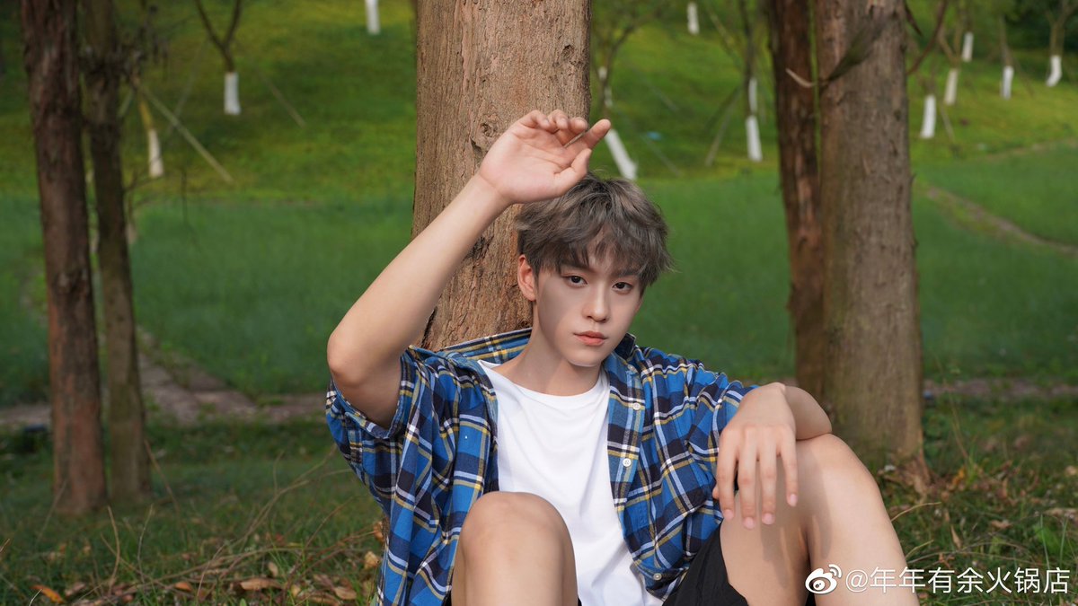 tonyyufansclub's tweet photo. 20210902｜年年有餘火鍋店

在收获的9月再次收获一份夏天的库存✌️
#天天有库存

#余景天 #Tony #YuJingTian #토니 #TonyYu #トニー #อวี๋จิ่งเทียน https://t.co/HjLZ18BRsh