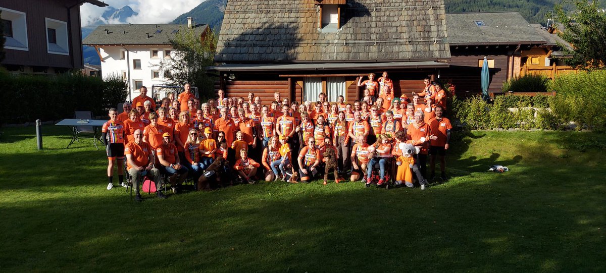 Forza4Energy's tweet photo. Ze zijn vertrokken! 1e dag Gavia, dat wordt een mooie tocht want we hebben prachtig weer. 
Forzaaaaaaaaaaa https://t.co/XPx2UV7PE8
