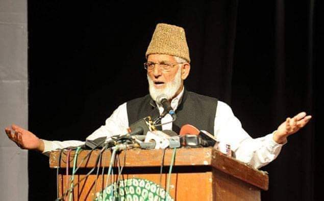UsmanUl79656286's tweet photo. He was a symbol of resistance in kashmir movement. Being kashmiri, we tribute him on his struggle throughout life #SyedAliGillani was a great leader of era. https://t.co/2NOP3AZZsZ