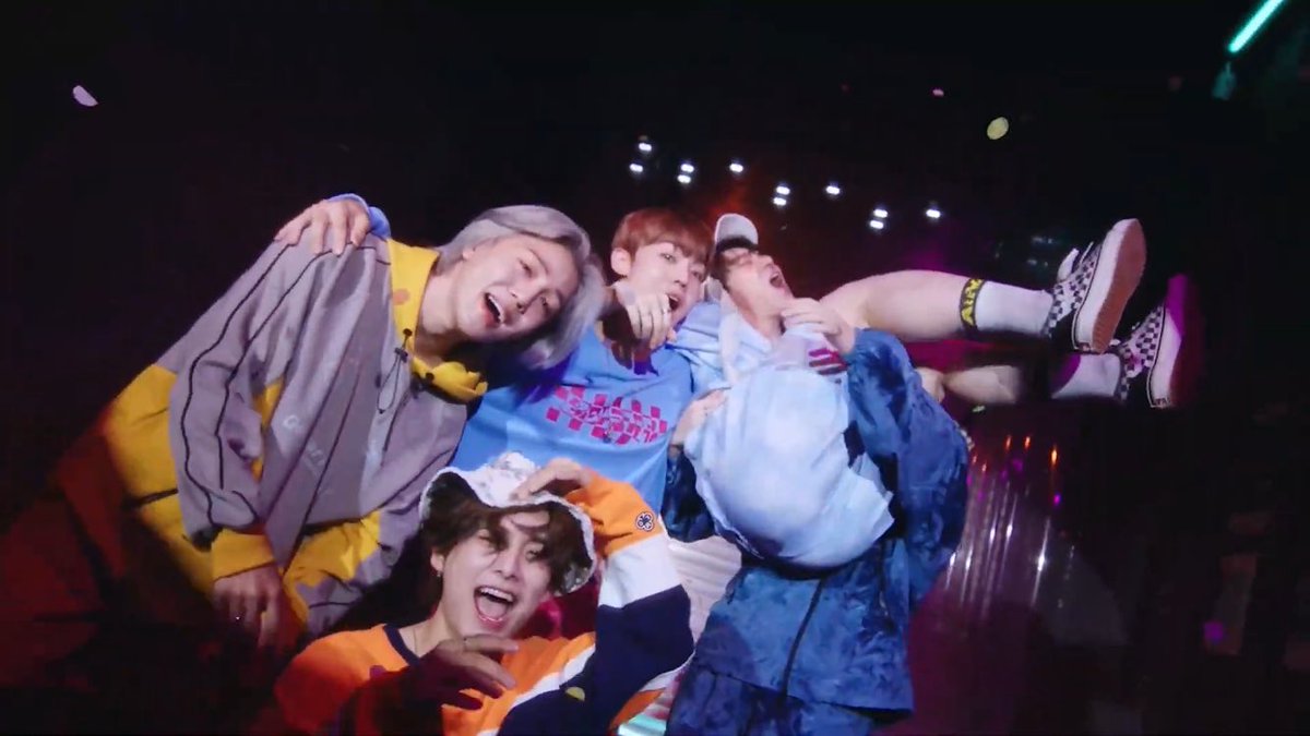 gurvchsa's tweet photo. “a.c.e started as 5 so we will continue as 5 in the future” 😭

@official_ACE7 #ACE  #에이스  #Changer_DearEris #ACE_Changer #ACE_COMEBACK https://t.co/bIcIxp3jRU