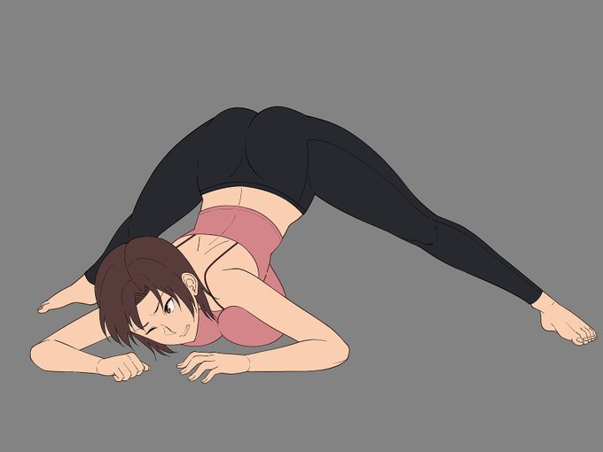 例のポーズをするお母さん 