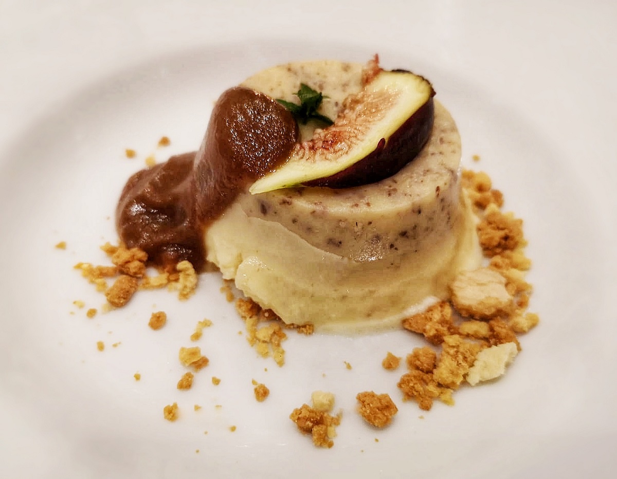 girovagate's tweet photo. Buongiorno girovaghi!
Dopo l'articolo sulle cose da vedere a #Gerace non poteva mancare quello su cosa fare e... mangiare!!😋
.
➡️ https://t.co/nrwMMFBbrU
.
Buon appetito!
#ad #siamotuttiruggero #exploregerace #calabriadaamare https://t.co/hxTlZsbhuQ