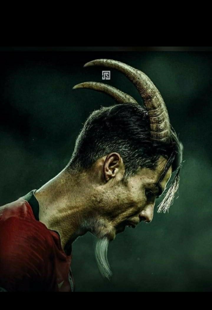 THE REAL 🐐❤️#GGMU <a href="/ManUtd/">Manchester United</a> <a href="/DHLManUtd/">DHL Man Utd</a> <a href="/Cristiano/">Cristiano Ronaldo</a> <a href="/paulpogba/">Paul Pogba</a>
