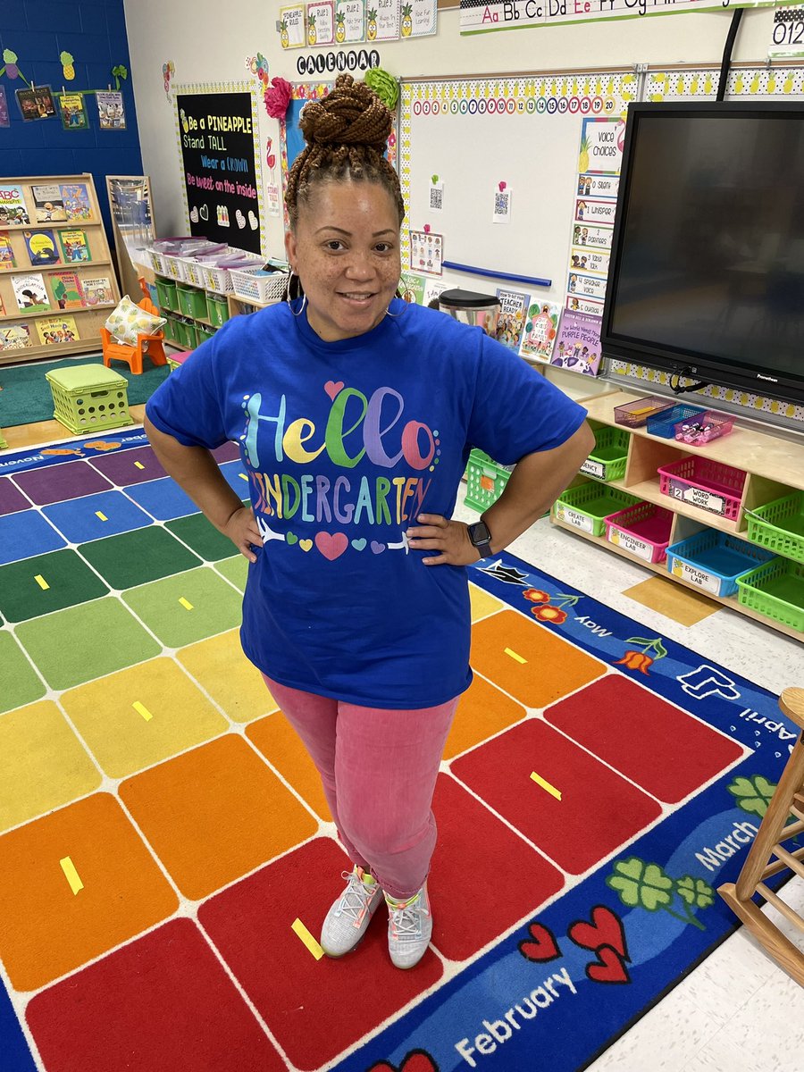 <a href="/i_teach_littles/">Samantha Maitland</a> <a href="/BridgeDanya/">👩‍❤️‍👨🐢DBridge-teach 6th sci&elar💖💖💖🏋️‍♀️⚖️</a> Thank in advance ! This year more than ever we need essentials in kindergarten like mask, wipes, sanitizer. amazon.com/hz/wishlist/ls…