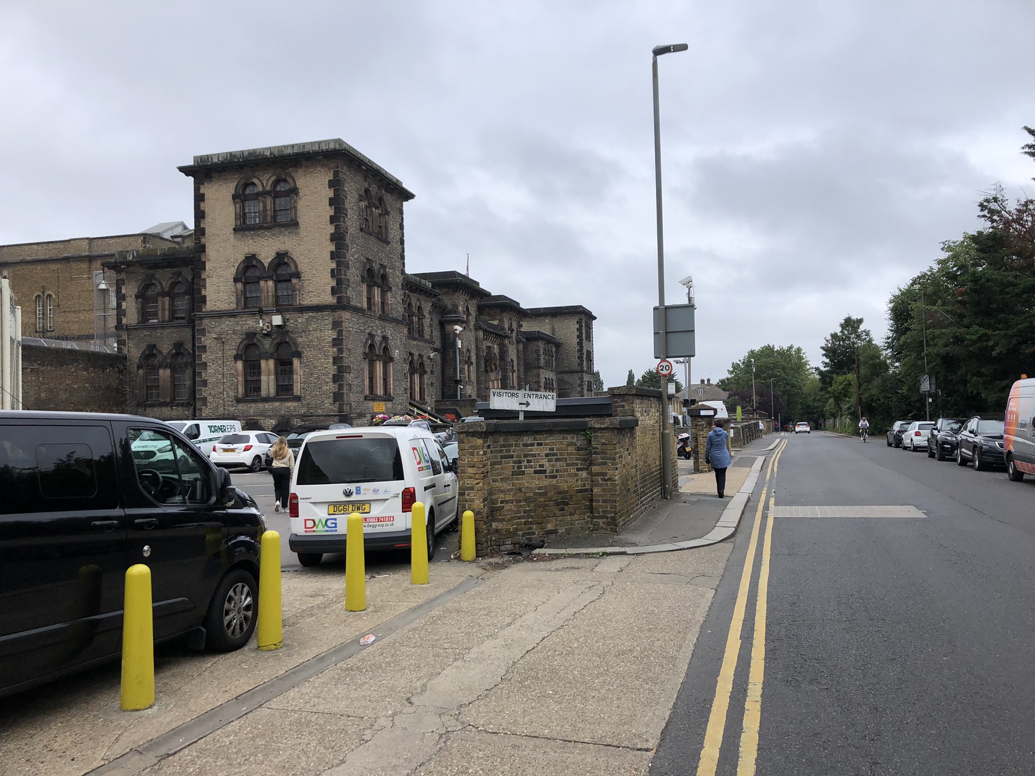 Prison Officer Wandsworth Video X - bybgxcr