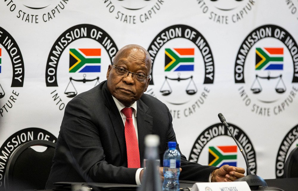 bongwe_ncube's tweet photo. @Abramjee @DimakatsoS05 I always say if you allow the government to violate your rights to solve a crisis, what will stop the government to create a crisis in order to violate your rights https://t.co/0G8K7D334X