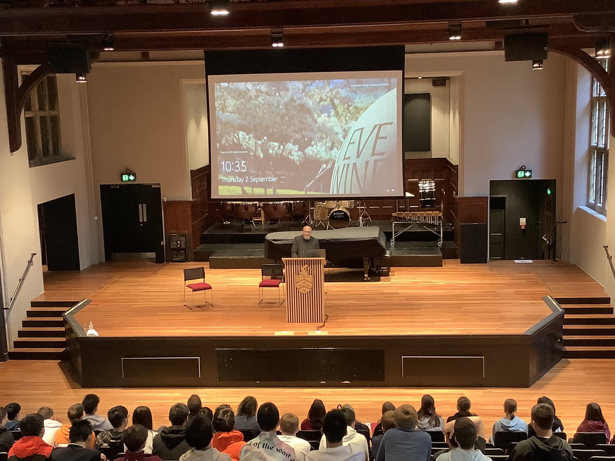 BromsSchool's tweet photo. In the final session of the morning, Mr Ruben, Mr Wingfield and Dr Thompson give an overview of the Sixth Form for students currently in Years 9-11.
#BromsInduction #BromsBoarding #NewSchool #NewPupils #NewSchoolYear #BromsgroveSchool https://t.co/HsRNew2Trj