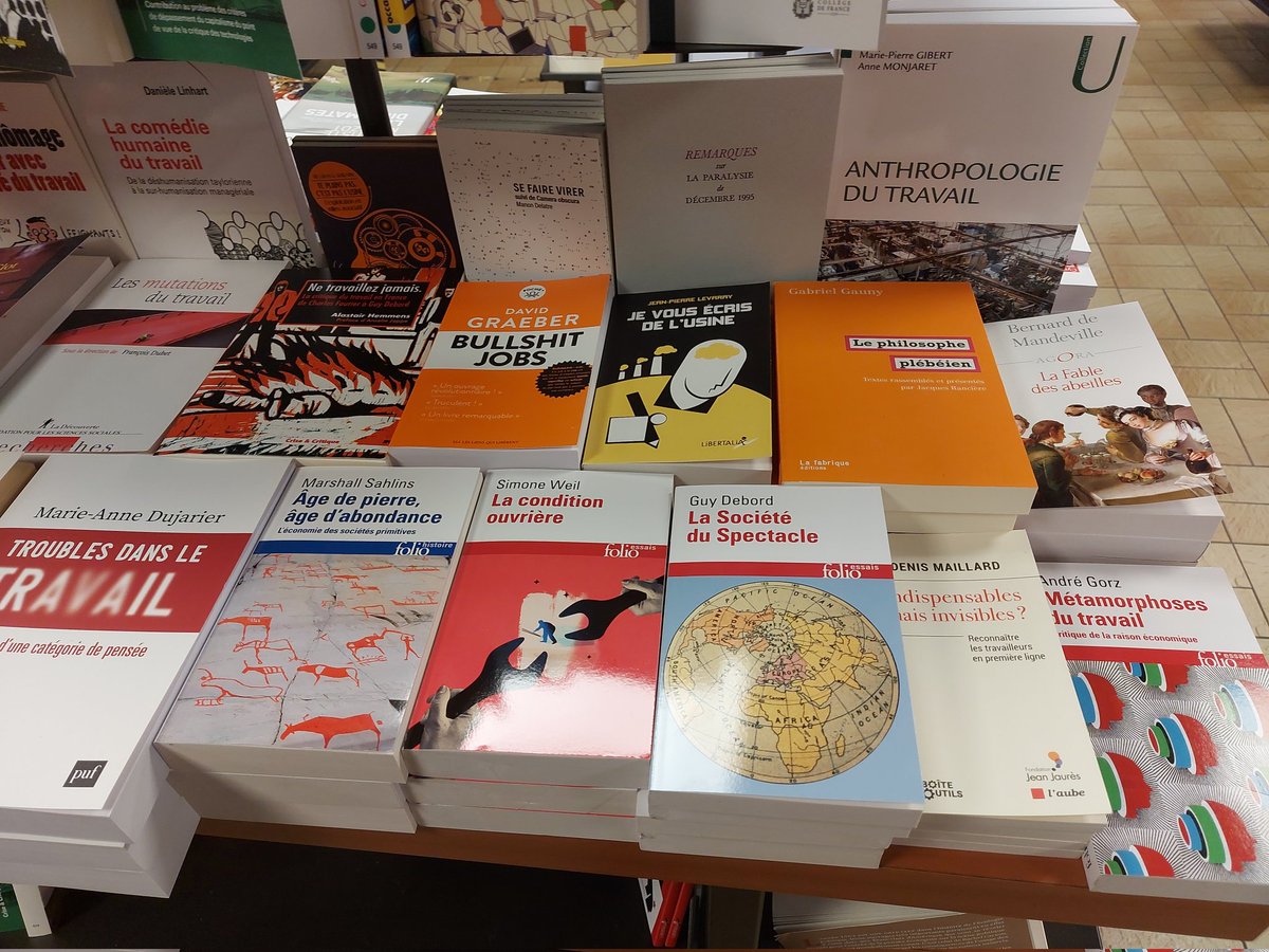 Bonne rentrée à toutes et à tous.
<a href="/LibertaliaLivre/">Éditions Libertalia</a> <a href="/EditionsAllia/">Éditions Allia</a> <a href="/Ed_LaDecouverte/">Éditions La Découverte</a> @CriseCritique @_La_fabrique <a href="/editionsLLL/">LesLiensQuiLibèrent</a> <a href="/HoboDiffusion/">Hobo Diffusion</a> <a href="/Edit_critiques/">Éditions Critiques</a>