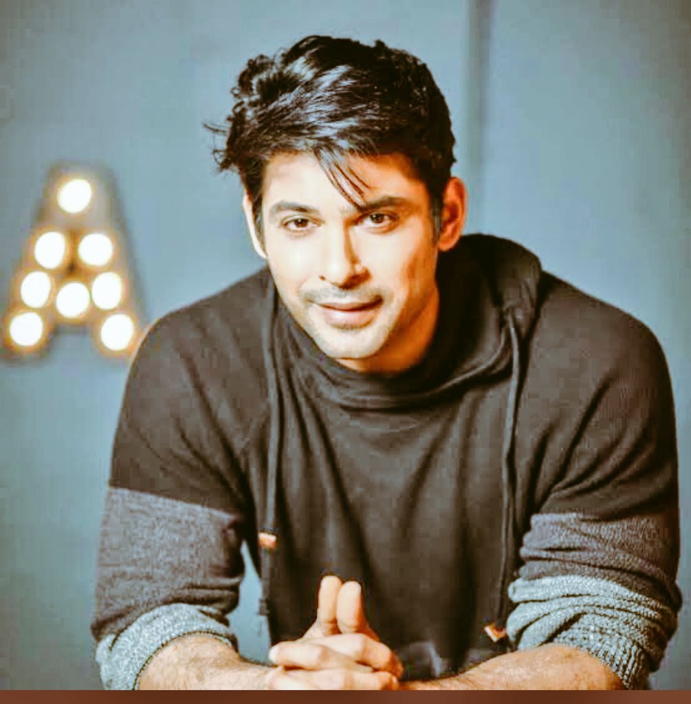 AJAYAWASTHI108's tweet image. Life is so Unpredictable... 
Feeling sad for his Demise... 
May god Give strength to his Mother &amp;amp; Shehnaz Gill in this Tough Time... 
May his Soul get Rest in  peace 🙏
#SiddharthShuklaRIP #SiddarthShukla #AFC #BigBossOTT 
#SidNaaz 
@bollywood_life @PTI_News @ani_digital