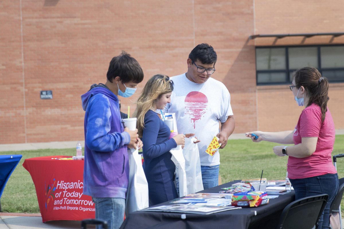 FlintHillsTech's tweet image. Thank you to everyone who participated in the Student Engagement Fair! It was a great day to connect with our community. #WeEngage #WeTransform #WeAreWranglers #FHTC