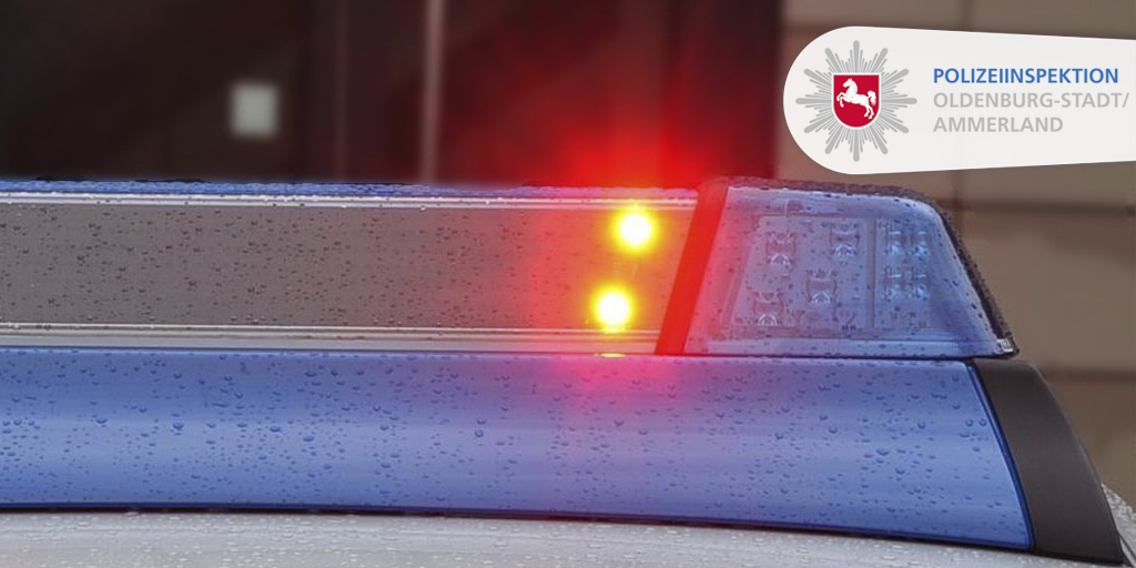 Polizei_OL's tweet photo. 🚨Achtung #Sperrung
Aufgrund eines #Verkehrsunfalls in #Linswege wird die #Alpenstraße für die Bergung des Lkw zwischen der #VarelerStraße in Linswege & der #PetersfelderStraße Ecke #Raiffeisenstraße in #Spohle ab 15 Uhr voll gesperrt. Umfahrt den Bereich weiträumig. #Polizei
*ah https://t.co/gHFnTkyfg3