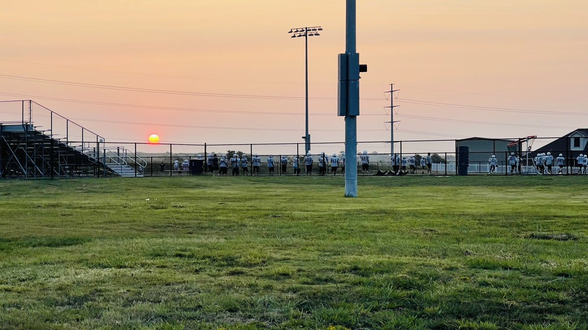 Beautiful sunrise with our Bulldogs on the field! <a href="/CTMSBulldogs/">Chisholm Trail Middle School</a> <a href="/BulldogsCTMS/">Chisholm Trail Bulldogs</a>