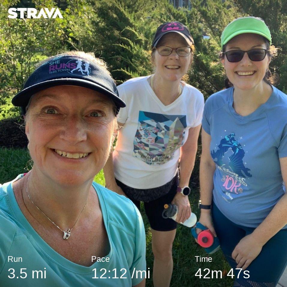 TeresaLill262's tweet photo. OMG so nice to have a not crazy HazyHotHumid run. Great 3+ miles with the #MRTT ladies! 

#momsrunthistown #injuredrunner #runVA #willrunforcoffee https://t.co/7SkAzr2x0p