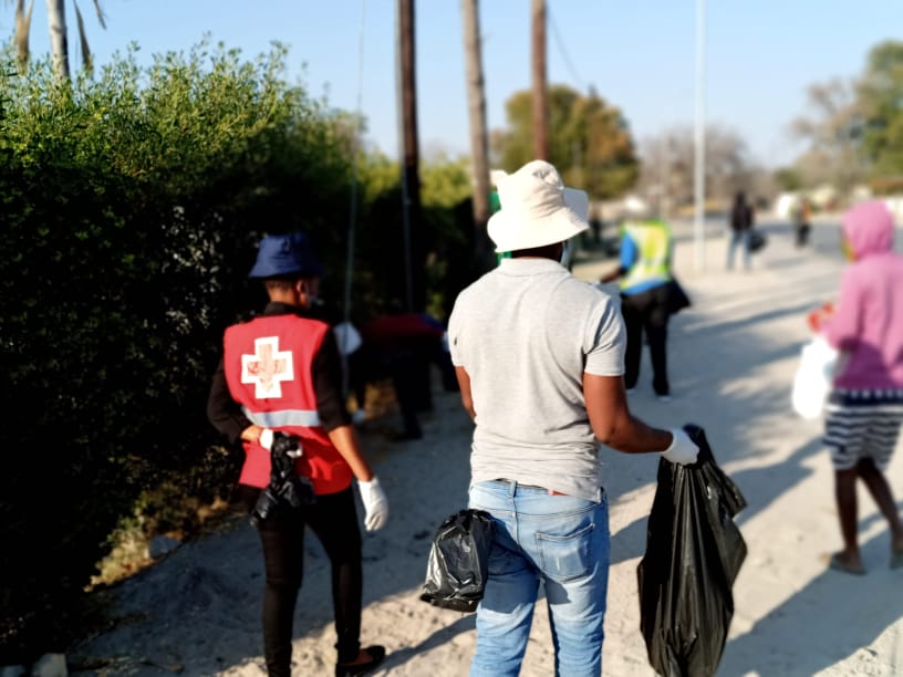 Volunteers in Kasane, Maun,Kang, Panda, and Satau, amongst those taking part in the weeklong National Cleanup Campaign. 
The campaign is set to create awareness on proper waste management and strategies to keep the environment clean.
<a href="/kutlwanokoks/">kutlwano Mukokomani, PhD.</a>