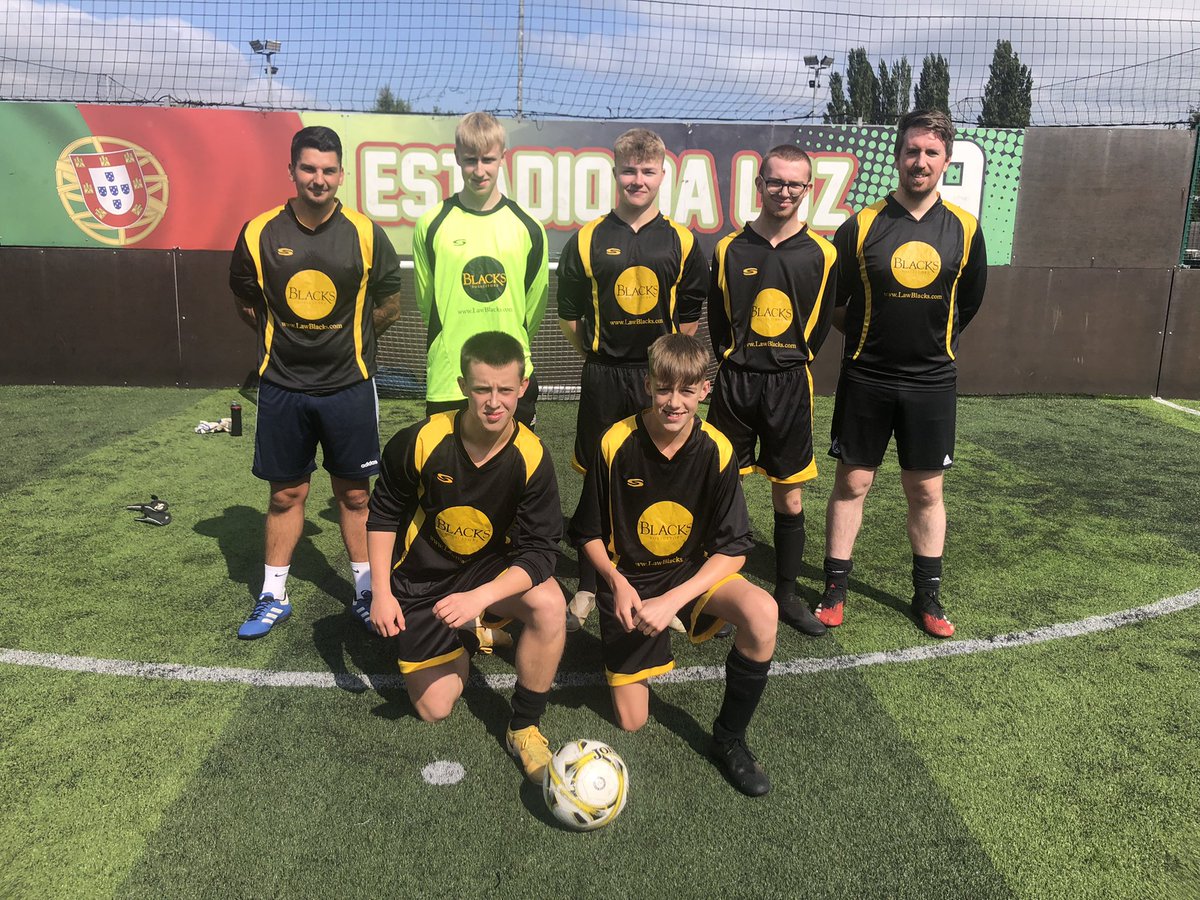CAllenBlacks's tweet photo. After years of modest results I’ve opted for youth over experience here at the #PanteraProperty Football Tournament. ⚽️ ⚫️🟡
(I’ve also dropped myself)
@JamesMason_78 @MickPIILeeds @garethjones25 @LewisHey2 @Kalvinphillips @KPS29 @LawBlacks @goalsfootballuk @GuiseleyAFCChat https://t.co/kJSy9kc4pm