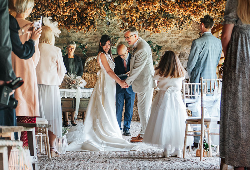 NEJPhoto's tweet photo. Oh, Anji and Phil's wedding at @LydeCourt  was breathtaking! So stylish and such a lovely couple, I'm really glad I was part of their day. https://t.co/ZLa2IxeBQA