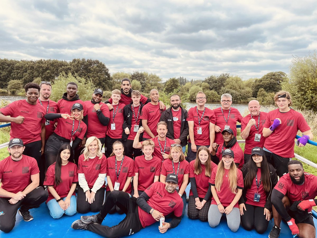AcumenAcademy's tweet photo. Congratulations team @SwitchUpNotts &amp; @MarcellusBaz, UK Fellow, for hosting an amazing Community Fun Run to support young people with mental health issues 🥊🏃🏿

🎧 Catch episode 4 of #TheChangeMakers by @sirtomhh and learn more about Marcellus' journey.👇
https://t.co/K98mjrmTuK https://t.co/JVKBsgZiJK