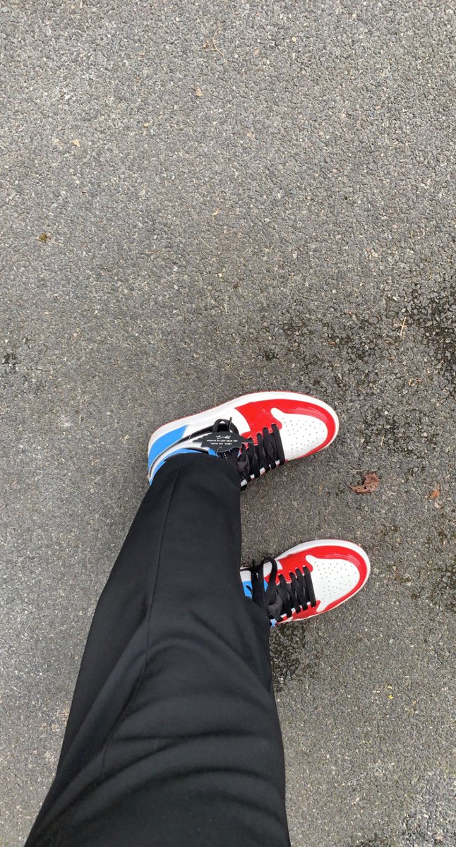 M_annall's tweet photo. #checkmapaire très coloré 🤷🏻♂️ https://t.co/u92Fk6Bbwe